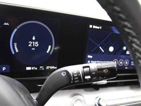 Used 2024 Hyundai Kona Limited FWD image 40