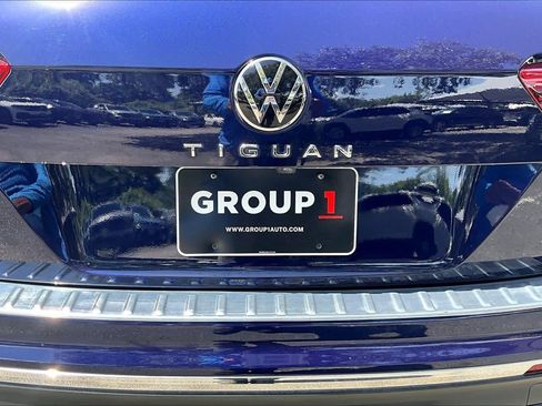 Used 2023 Volkswagen Tiguan SE FWD image 33