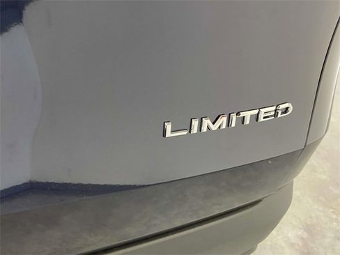 Used 2026 Toyota Grand Highlander Limited image 11