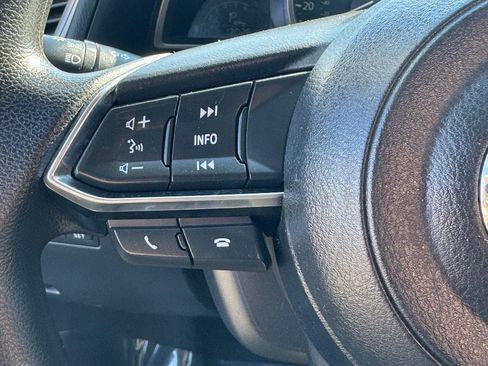 Used 2017 MAZDA MAZDA3 Sport FWD image 22