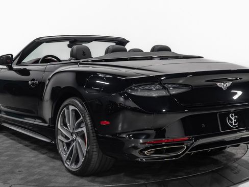 Used 2025 Bentley Continental GT Speed image 6