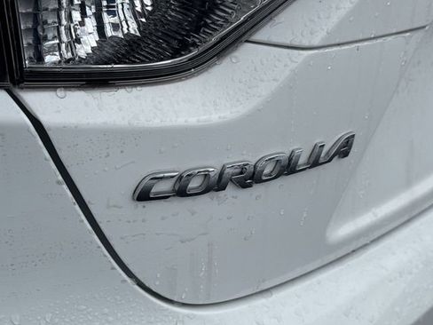 Used 2023 Toyota Corolla LE image 29