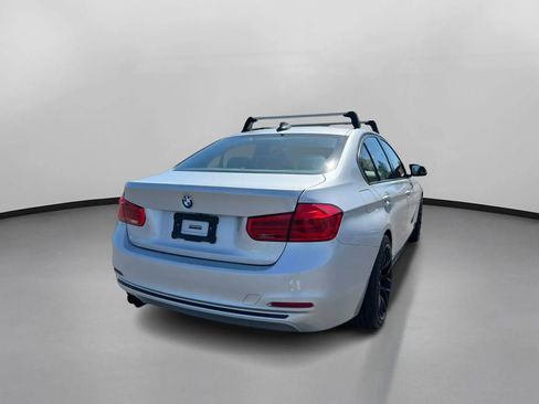 Used 2018 BMW 330i xDrive Sedan AWD/4WD image 13