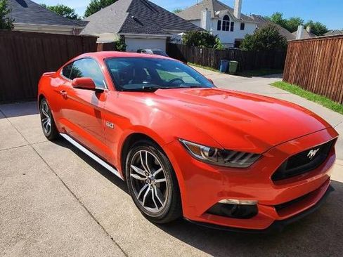 Used 2016 Ford Mustang GT Premium RWD image 10