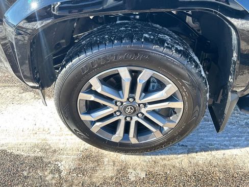 Used 2025 Toyota 4Runner Limited image 40