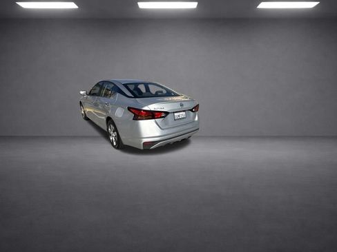 Used 2021 Nissan Altima 2.5 S FWD image 24