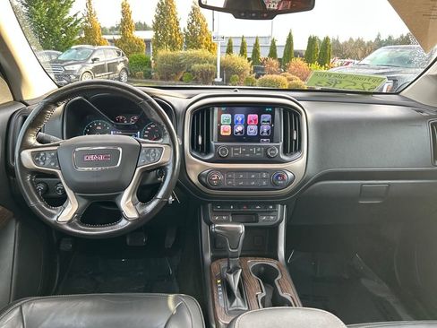 Used 2017 GMC Canyon Denali image 6