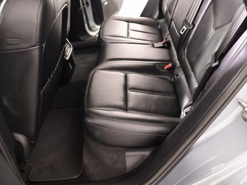 Used 2020 Porsche Macan image 13