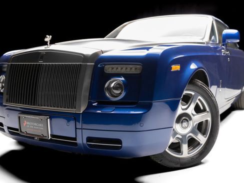 Used 2010 Rolls-Royce Phantom Drophead Coupe image 28