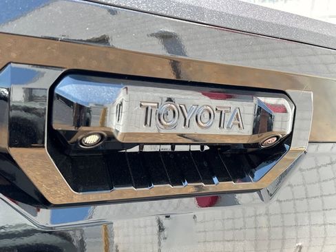New 2026 Toyota Tundra Platinum AWD/4WD image 33