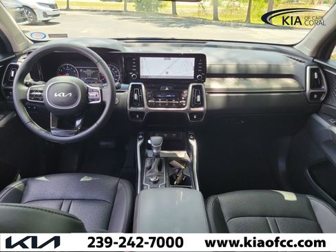 Used 2022 Kia Sorento S w/ Panoramic Sunroof Package FWD image 16