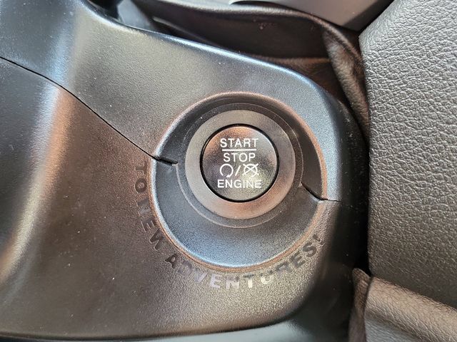 Used 2019 Jeep Renegade Sport AWD/4WD image 18