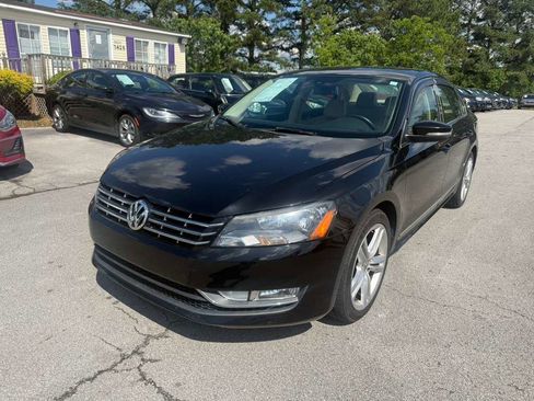 Used 2014 Volkswagen Passat 1.8T SEL Premium FWD image 1