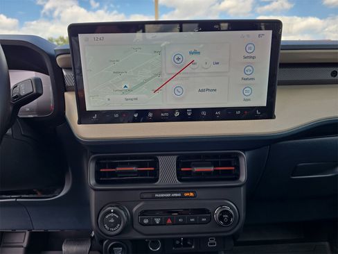 New 2025 Ford Maverick Lariat w/ 4K Tow Package image 16