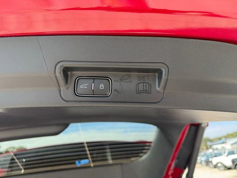 New 2026 Ford Explorer Platinum image 27