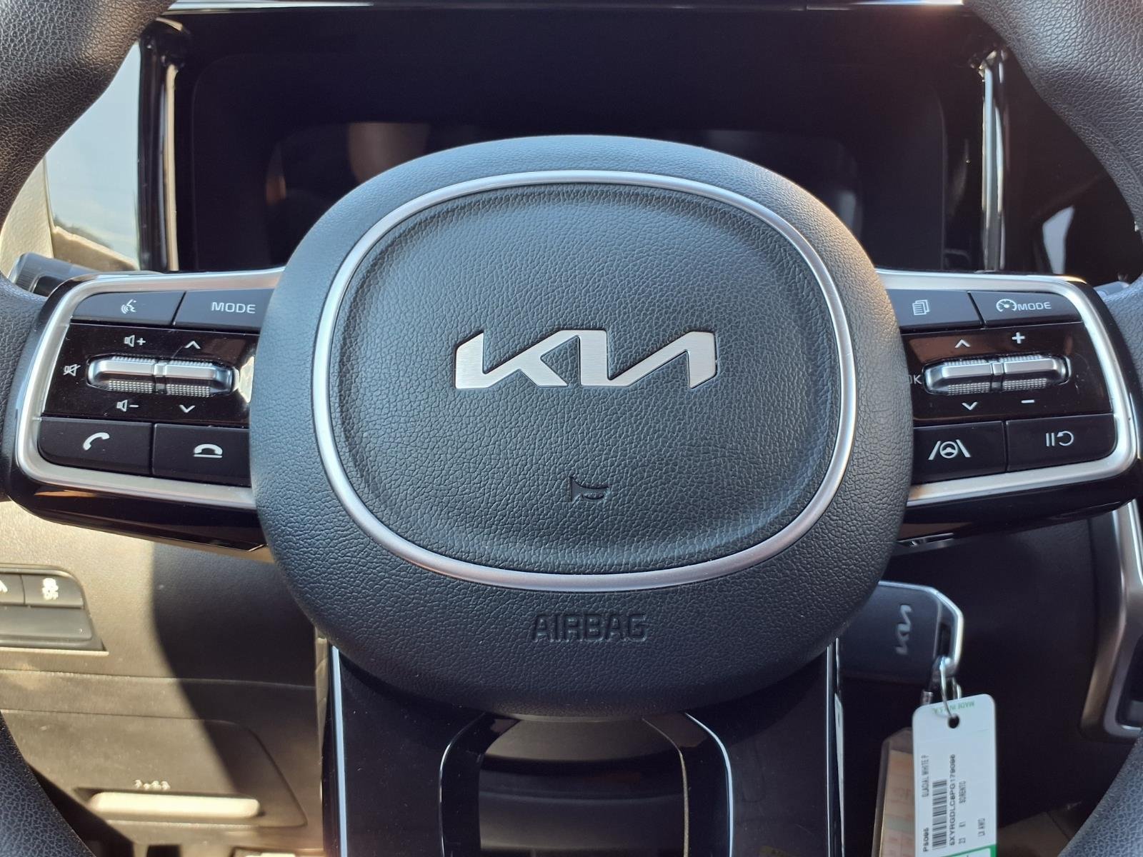 Used 2023 Kia Sorento LX AWD/4WD image 15