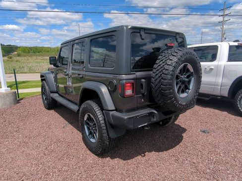 Used 2019 Jeep Wrangler Unlimited Sport S AWD/4WD image 6