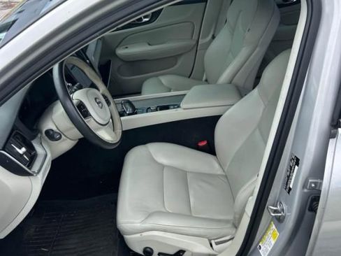 Used 2024 Volvo S60 B5 Plus w/ Climate Package FWD image 2