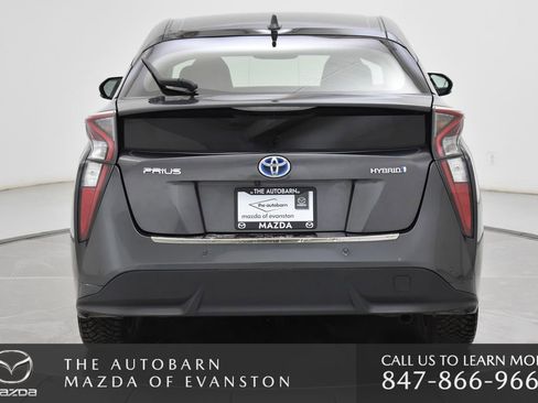 Used 2016 Toyota Prius Four Touring w/ Premium Convenience Package image 19