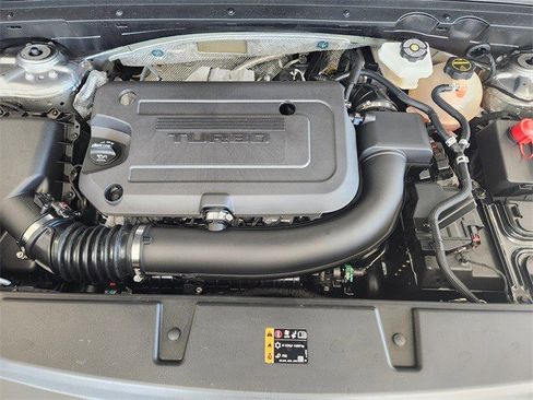 Certified 2025 Buick Envision Preferred image 14