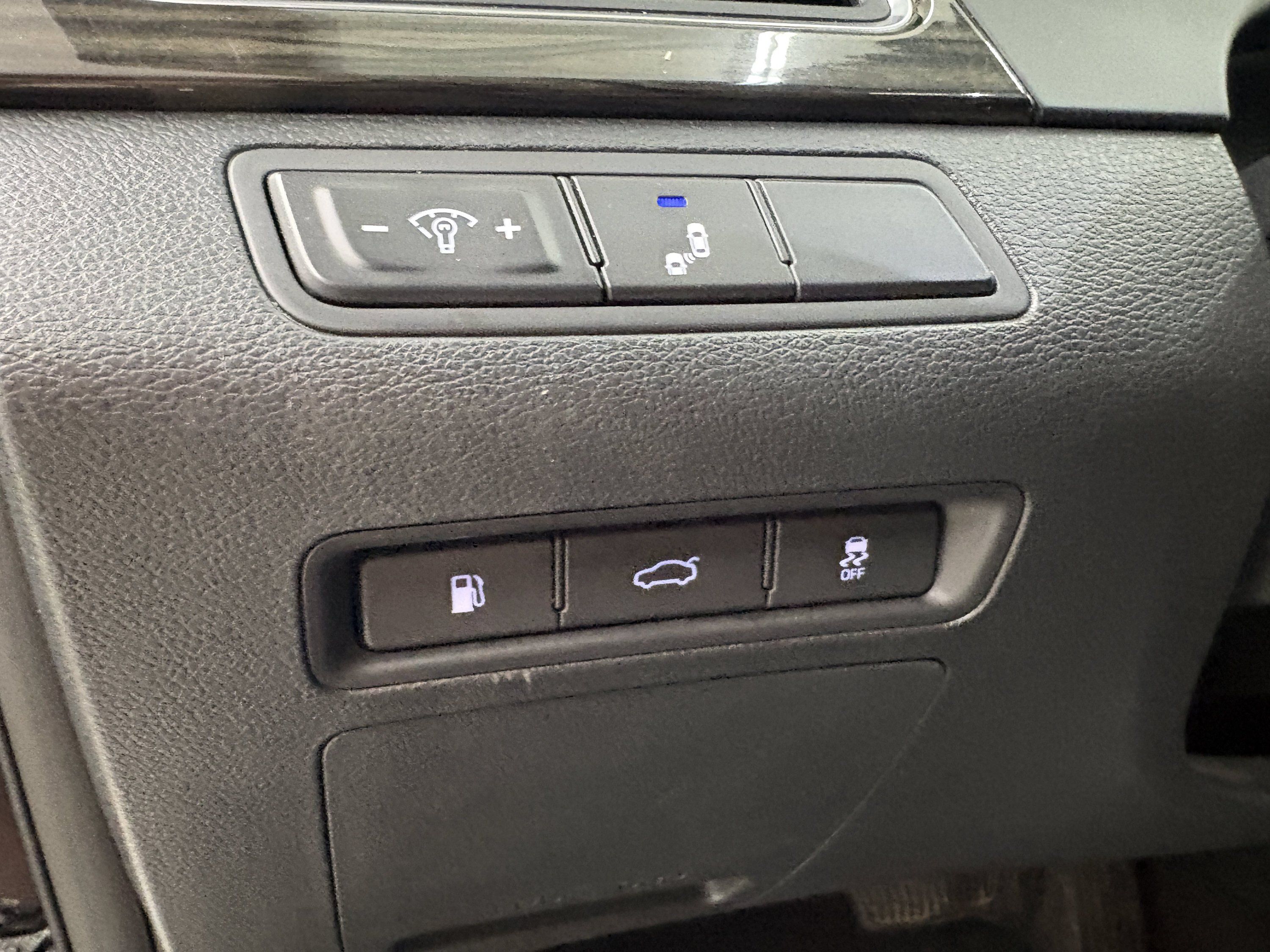 Used 2016 Hyundai Sonata Limited FWD image 16