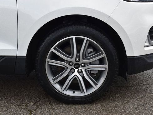 Used 2024 Ford Edge Titanium AWD/4WD image 4