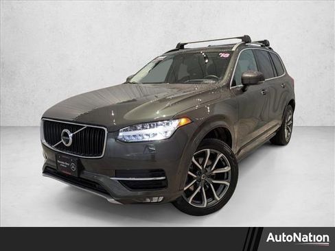 Used 2018 Volvo XC90 T6 Momentum w/ Convenience Package image 1