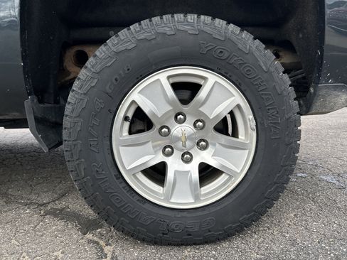 Used 2018 Chevrolet Silverado 1500 LT w/ All Star Edition AWD/4WD image 23