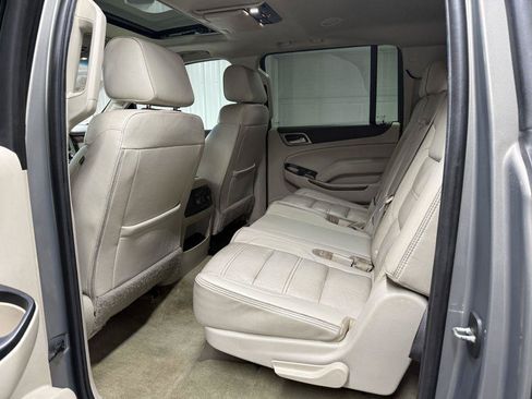 Used 2019 GMC Yukon XL Denali w/ Open Road Package AWD/4WD image 30
