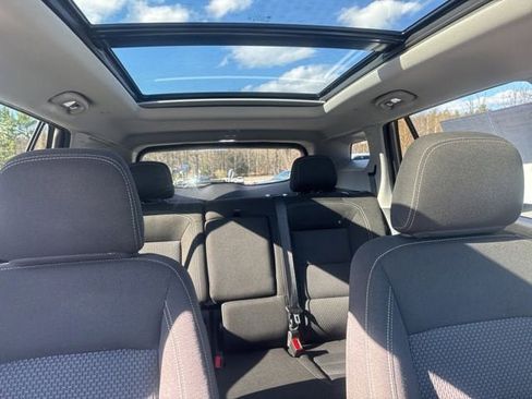 Used 2024 GMC Terrain SLE w/ Driver Convenience Package AWD/4WD image 40