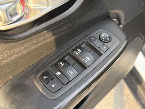 Used 2022 Jeep Cherokee Trailhawk w/ Trailer Tow Group AWD/4WD image 22