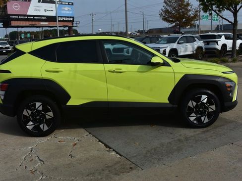 Used 2024 Hyundai Kona SEL image 4