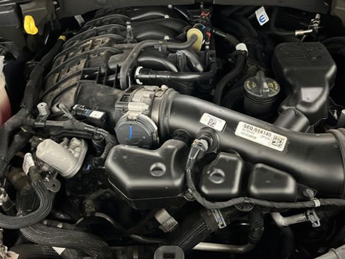 Used 2024 Jeep Grand Cherokee Limited AWD/4WD image 27