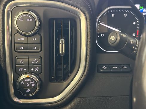 Used 2022 GMC Sierra 2500 AT4 w/ AT4 Premium Plus Package image 43