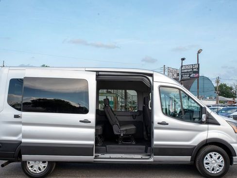 Used 2024 Ford Transit 350 XLT RWD image 13