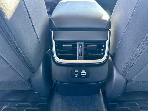 Used 2023 Subaru Legacy Premium image 25