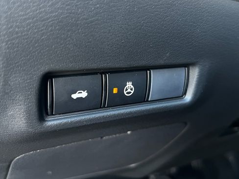 New 2026 Nissan Sentra SV w/ SV Convenience Package FWD image 18