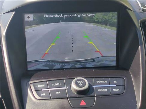 Used 2018 Ford Escape SE w/ SE Sync 3 Package FWD image 14