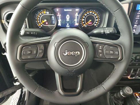 New 2025 Jeep Gladiator High Tide image 19