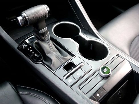 Used 2023 Kia K5 GT-Line image 19