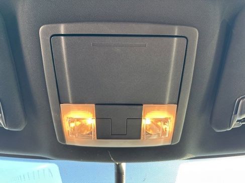 Used 2016 Ford Explorer XLT w/ Equipment Group 202A image 36