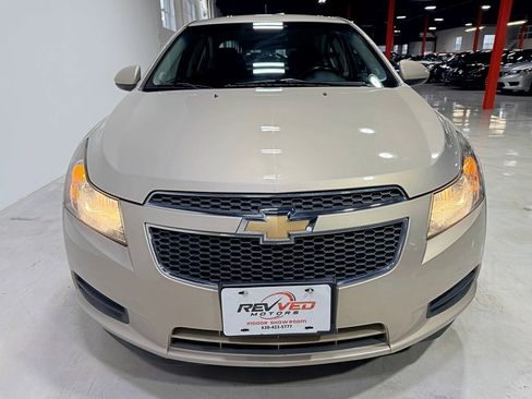 Used 2011 Chevrolet Cruze Eco image 9