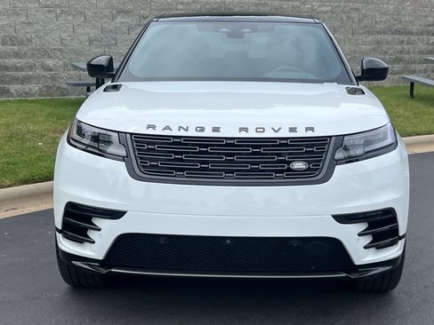 Certified 2026 Land Rover Range Rover Velar Dynamic SE AWD/4WD image 10