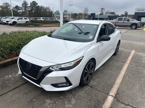 Certified 2020 Nissan Sentra SR image 1