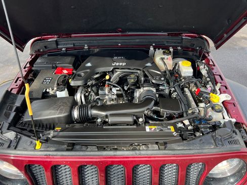 Used 2021 Jeep Wrangler Unlimited Sport image 37