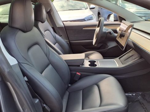 Used 2023 Tesla Model 3 Standard Range RWD image 22