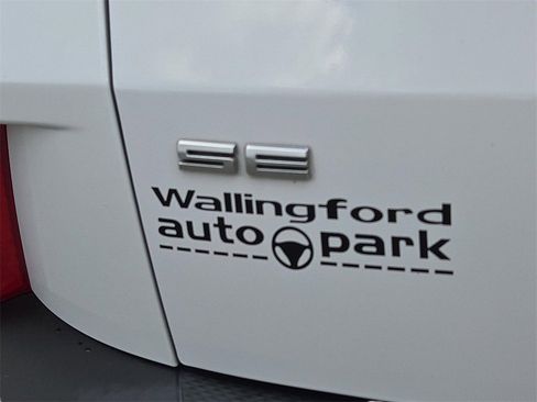 Used 2022 Ford Escape SE image 30