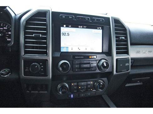 Used 2019 Ford F350 Platinum w/ Platinum Ultimate Package image 21