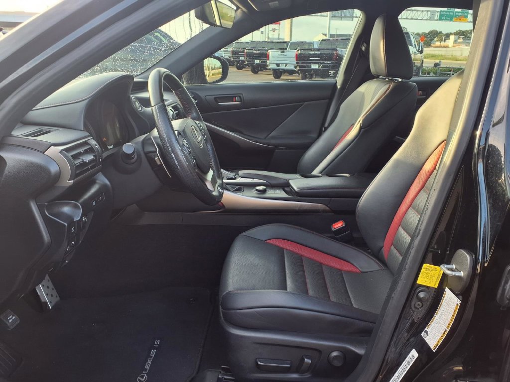 Used 2019 Lexus IS 300 w/ Navigation Package RWD image 16