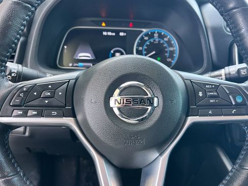 Used 2019 Nissan Leaf SL w/ SL Technology Package FWD image 26